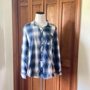 Time & Tru Blue Plaid Buttondown Shirt, Size M